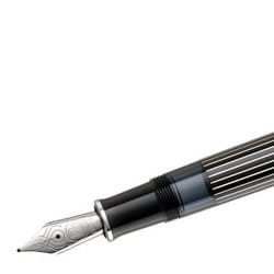 ヨドバシ.com - ペリカン Pelikan スーベレーン M815 Metal Striped（メタルストライプ） 万年筆 吸入式 限定モデル F（細字）  通販【全品無料配達】