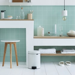 ヨドバシ.com - brabantia ブラバンシア 112065 [ペダルビン ニュー