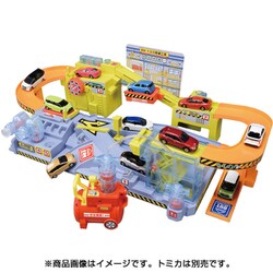 ヨドバシ Com タカラトミー Takaratomy トミカタウン 空気はスゴイぞ キミが整備士 Dxトミカ整備工場 通販 全品無料配達