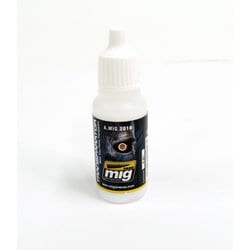 AMO-2016 [トランスパラトール 透明コート剤 17ml]