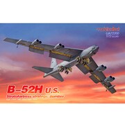 MODUA72200 B-52H ストラトフォートレス [1/72スケール プラモデル]