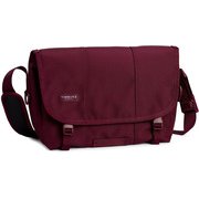 110827997 [メッセンジャーバッグ Classic Messenger Bag （クラシックメッセンジャーバッグ） Sサイズ COLLEGIATE RED]