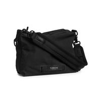 144236114 [ショルダーバッグ Lug Crossbody （ラグ クロスボディ） OSサイズ Jet Black]