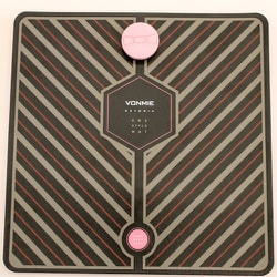 VONMIE EMS スタイルマット VON001 楽天市場】ストライプアンドビルド EMS スタイルマット USB充電