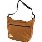 2591950 [アウトドア タウンユース 男女兼用 ショルダーバッグ CURVE SHOULDER L 18L CARAMEL]