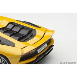 jetsakiraさま　1 AUTOart 1/18 ランボルギーニ アヴェンタドール S 79132 - メルカリ