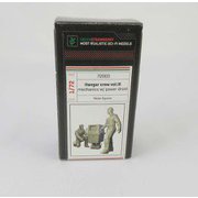 72003 レジン製SFハンガークルーVol.3(メカニックx2、ドロイドx1） [1/72 プラモデル]