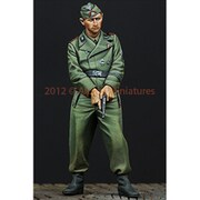 AM35146 ピストルを持つ武装親衛隊戦車兵 [1/35スケール レジン製ミリタリーフィギュア]
