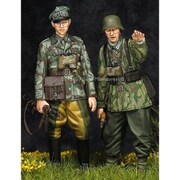 AM35195 WWII独 擲弾兵 スプリンター迷彩服 2体セット [1/35スケール レジン製ミリタリーフィギュア]