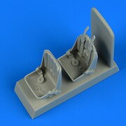 QIC48883 [1/48 レジン製ディティールアップパーツ フェアリー ファイアフライ Mk.I クルー席 (ベルトモールド付) (トランぺッター用)]