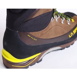 ヨドバシ.com - スポルティバ LA SPORTIVA トランゴアルプエボGTX