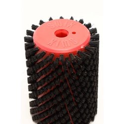 【新品・未使用】SWIX ローリングワイルドボアブラシ100mm T0016P 新品・未使用】SWIX ローリングワイルドボアブラシ100mm T0016P