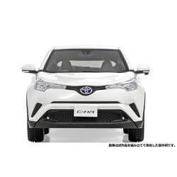 1/24　Toyota　C-HR　G（2017）　ホワイトパール 4523231033440_002.jpg