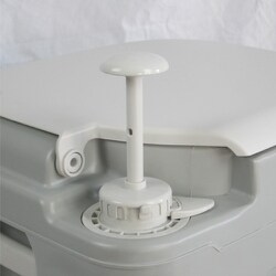 ヨドバシ.com - SunRuck サンルック 水洗式ポータブルトイレ 12