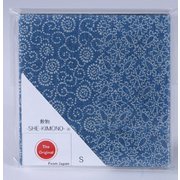 日本の着物生地で作られた敷物 サイズS 敷物（SHE-KIMONO） S