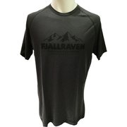 Abisko Trail T-Shirt Print 81894 030 Dark Grey XSサイズ [アウトドア カットソー]
