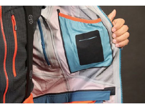 美品ゴアテックスgore-texテルヌアTERNUAダウンジャケット石井スポーツ 美品ゴアテックスgore-texテルヌアTERNUAダウンジャケット石井