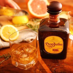 【DONJULIO ANEJO】ドンフリオ アネホ テキーラ　750ml 38％ ドン・フリオ ドンフリオ テキーラ アネホ 38度 750ml 価格比較