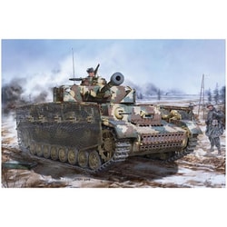 ドイツIV号戦車 J型 最後期型 w/連結組立可動式履帯 (プラモデル