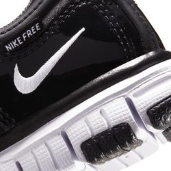 ヨドバシ.com - ナイキ NIKE ダイナモ フリー 343738 013