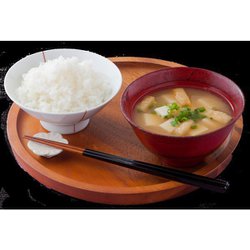 ヨドバシ.com - 山内本店 無添加まぼろしの味噌 米麦合せ 500gカップ