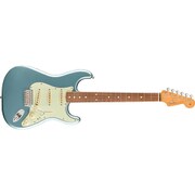 エレキギター Fender Vintera '60s Stratocaster PauFerro Ice Blue Metallic