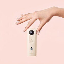 リコー　シータ　RICOH THETA SC BEIGE Amazon | RICOH 360度カメラ RICOH THETA SC (ベージュ) 全天球