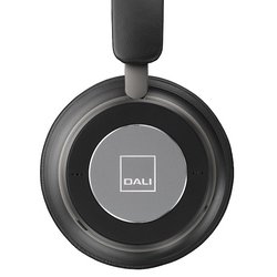 【流行商品】新品 ヘッドホン DALI IO6/CW ホワイト その他