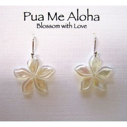 LAM CARVE ピアス PLUMERIA 4HLZ3611