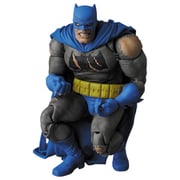 MAFEX No.119 BATMAN TDKR：The Dark Knight Triumphant [塗装済み可動フィギュア 全高約160mm 2025年12月再生産]