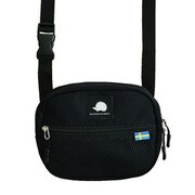 19L00910 [スカンジナビアンフォレスト レジャーポシェット ブラック]