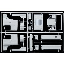 プラモデル　1/24 スカニア 143H ストリームライン 6×2 [IT3944] ヨドバシ.com - Italeri イタレリ IT3944 スカニア 143H