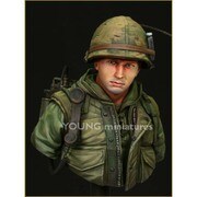YM1817 ベトナム戦争 アメリカ海兵隊隊員 フエ1968 [1/10スケール レジン製ヒストリカルフィギュア]