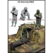 EM35191 WWIIアメリカ陸軍兵士 大口径砲弾を検分するGI [1/35スケール プラモデル]