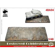 TRM48A04 破壊された石畳の道路 小型ベース 18cm x 7cm [1/48スケール プラモデル]