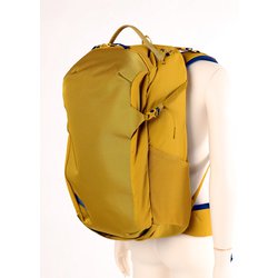 ヨドバシ.com - ロウアルパイン Lowe alpine Outcast 44 ML FAE-97 Golden Palm [アウトドア ザック  44L] 通販【全品無料配達】