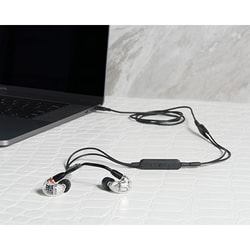 ヨドバシ.com - Shure シュア AONIC5 高遮音性イヤホン クリアー ヨドバシ.com - Shure シュア AONIC5 高遮音性イヤホン クリアー