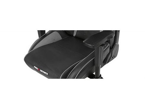 ヨドバシ.com - エーケーレーシング AKRacing ゲーミングチェア