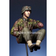 AM35279 1/35 WW II ドイツ武装親衛隊 シュビムワーゲンドライバーHJ [プラモデル]