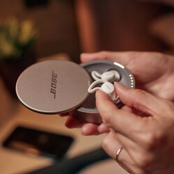 ボーズ☆Bose(ボーズ) Sleepbuds II ボーズ、睡眠の質を高めてくれる睡眠用ウェアラブルイヤホン
