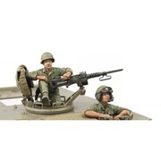 HF755 1/35 レジン製ミリタリーフィギュア ベトナム共和国陸軍 M113クルー 2体入/防弾ジャケット付 [プラモデル]