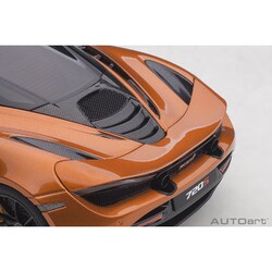 ヨドバシ.com - オートアート AUTOart 76074 1/18 マクラーレン 720S