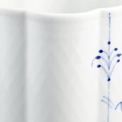 ロイヤルコペンハーゲン ブルーパルメッテベース ブルーパルメッテ ベース|ロイヤル コペンハーゲン 公式