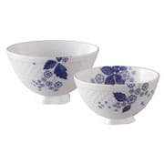 【国内正規品】ウェッジウッド ストロベリーブルーム インディゴ 夫婦茶碗 (ライスボール M&L) 1053155