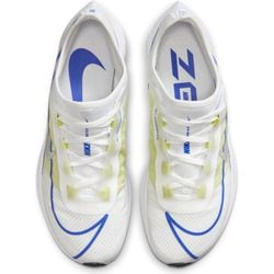 ヨドバシ.com - ナイキ NIKE ズームフライ3 AT8241 104 ホワイト/レーサーブルー/サイバー/メタリックシルバー 25.5cm  [ランニングシューズ レディース] 通販【全品無料配達】