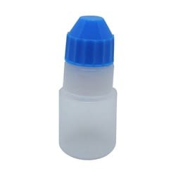点滴容器フレッシュ1号（滅菌済） 本体：白キャップ：青 5cc（25ホンX10フクロイリ）