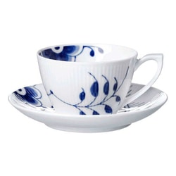 ブルーフルーテッド メガ カップ&ソーサー 280ml 1017335