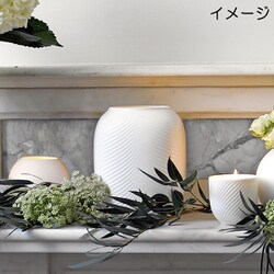 WEDGWOOD ホワイトフォリアベース21センチ花瓶