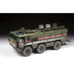 Amazon | ズベズダ 1/35 ロシア陸軍 装輪装甲車 タイフーン-K