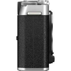 FUJIFILM X-E4(シルバー)＋レンズ(XC15-45mm) Amazon | 富士フイルム(FUJIFILM) ミラーレスデジタルカメラ